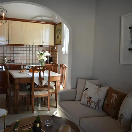 Diotima - Astonishing Seaview Apartment *